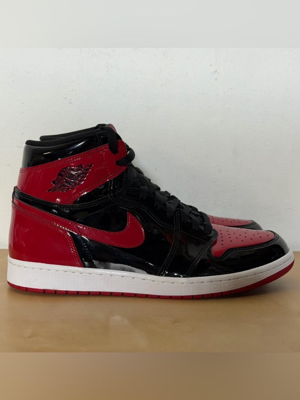 Nike Air Jordan 1 Retro OG High Patent Bred Sneakers 555088-063 Men’s Size 13